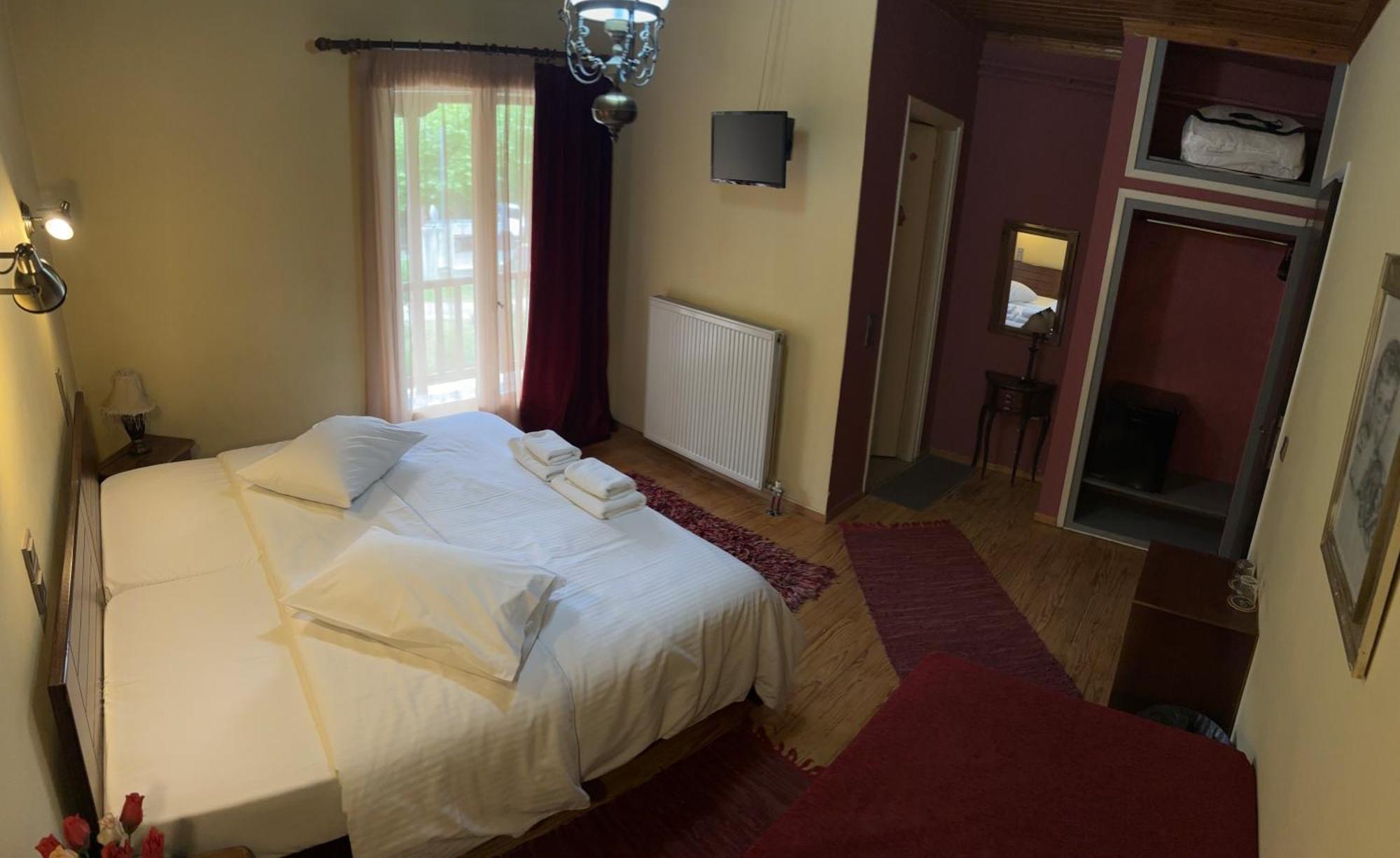 Guesthouse Sinoi Vitina Exterior photo