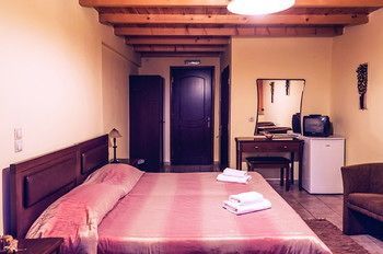 Guesthouse Sinoi Vitina Exterior photo