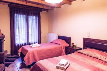 Guesthouse Sinoi Vitina Exterior photo