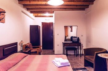 Guesthouse Sinoi Vitina Exterior photo