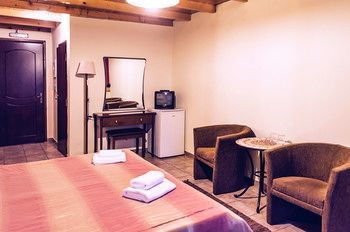 Guesthouse Sinoi Vitina Exterior photo